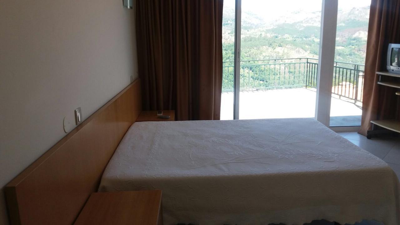 Alamela Refugio Do Geres Bed & Breakfast エクステリア 写真